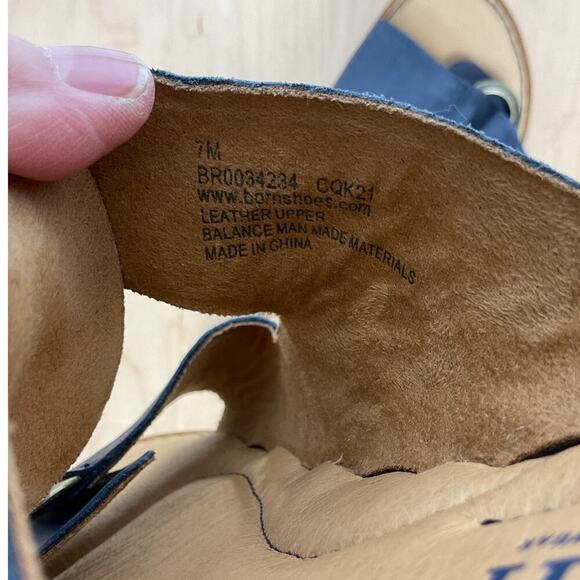 Born Women's Marston Navy Leather 2 strap Sandals Size 7M - Picture 6 of 6